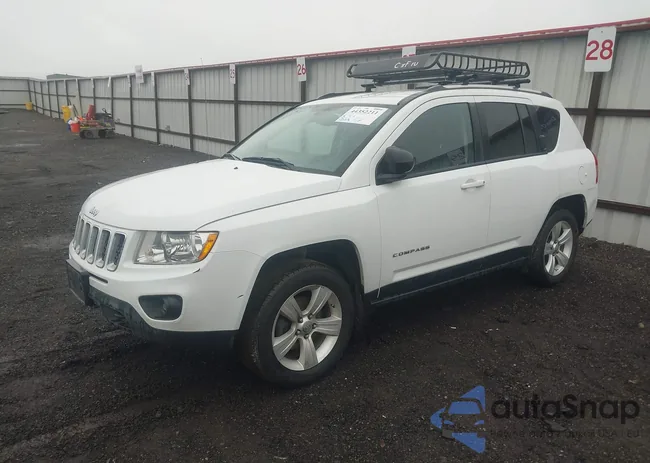 1C4NJDBB4CD683309: 44352211