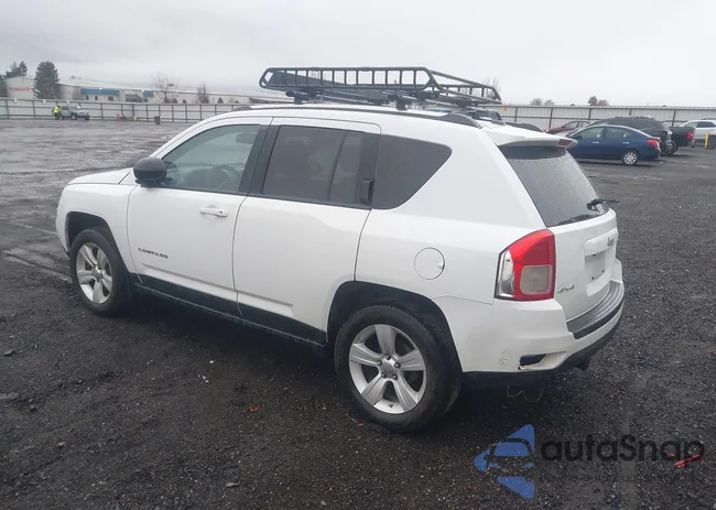 1C4NJDBB4CD683309: 44352211