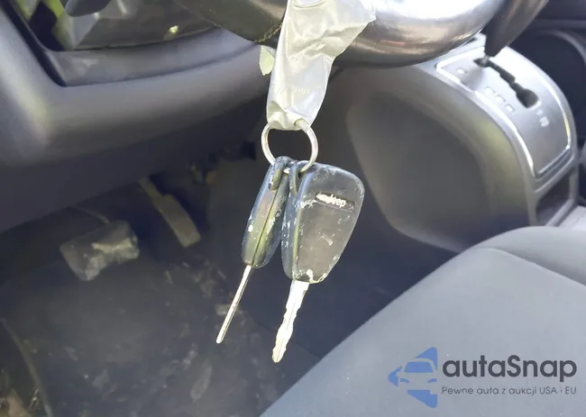 1C4NJRFB6CD524279: 44352244