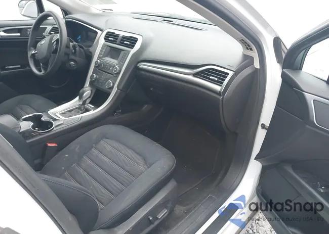 3FA6P0H74GR158526: 44352369