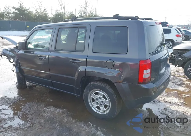 1C4NJRBB0GD741886: 44352395