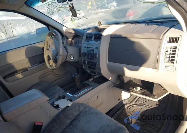 1FMCU0D77CKB05504: 44352470