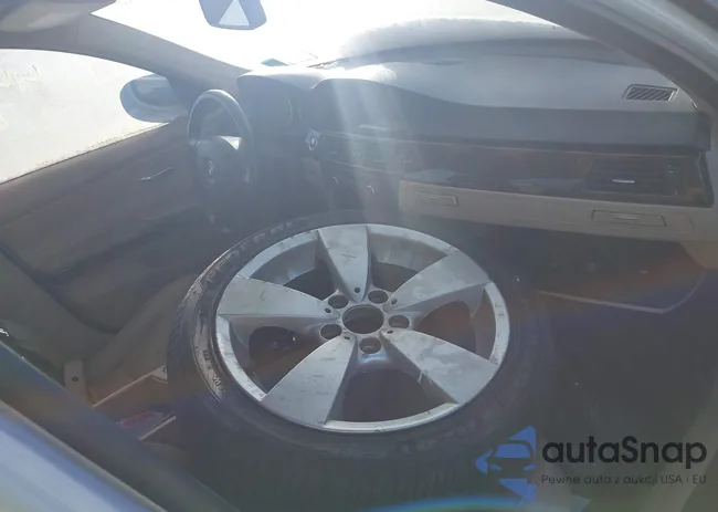 WBAPK7C52BF082299: 44352472