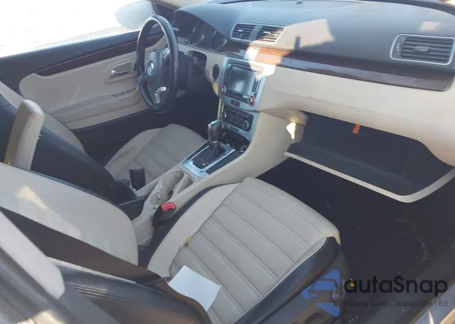 WVWHP7AN5CE528724: 44352477