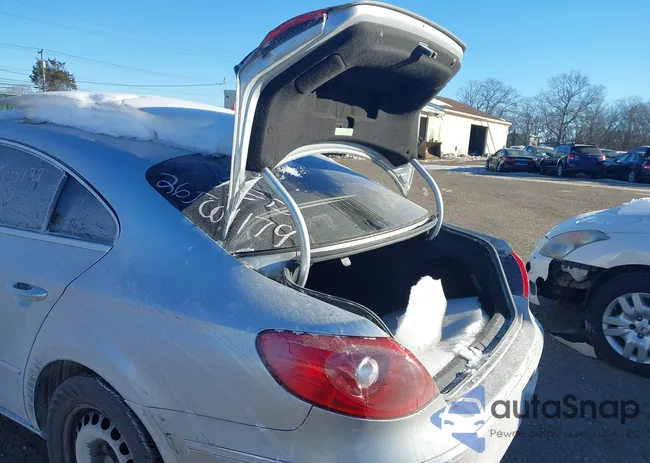 WVWHP7AN5CE528724: 44352477