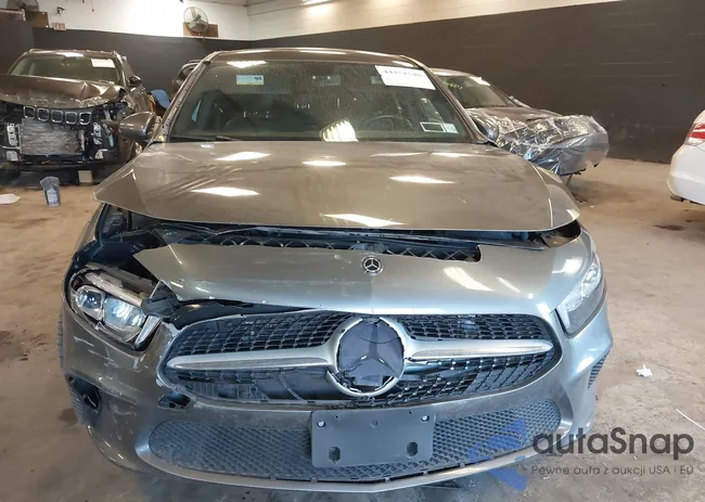 WDD3G4FB7KW008837: 44351546