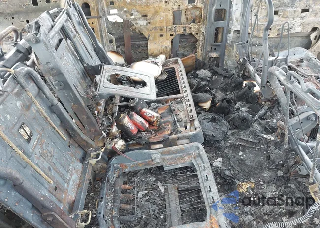 3GKEC16Z45G114356: 44351552