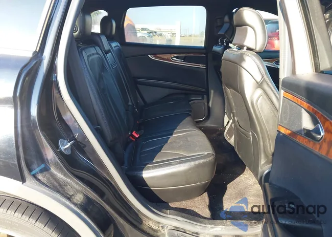 2LMTJ6LR9GBL88703: 44351702