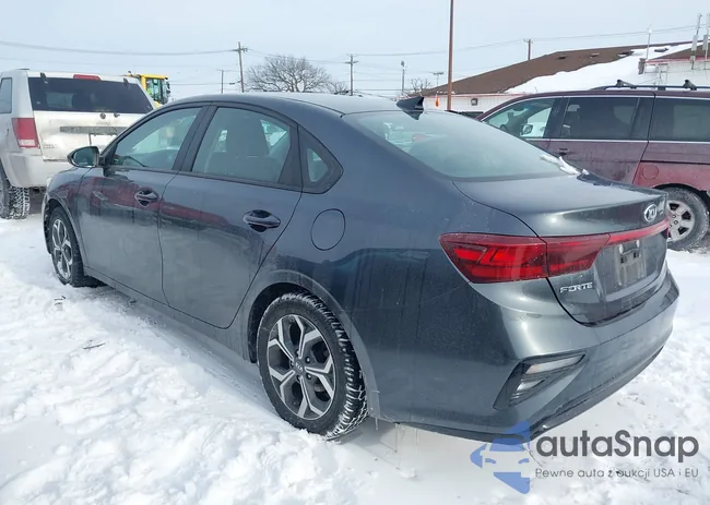 3KPF24AD2ME287657: 44351922