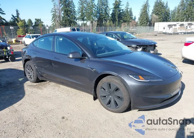 5YJ3E1EB2RF849754: 44351928