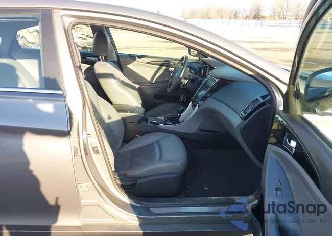 5NPEC4AB6DH516909: 44352964