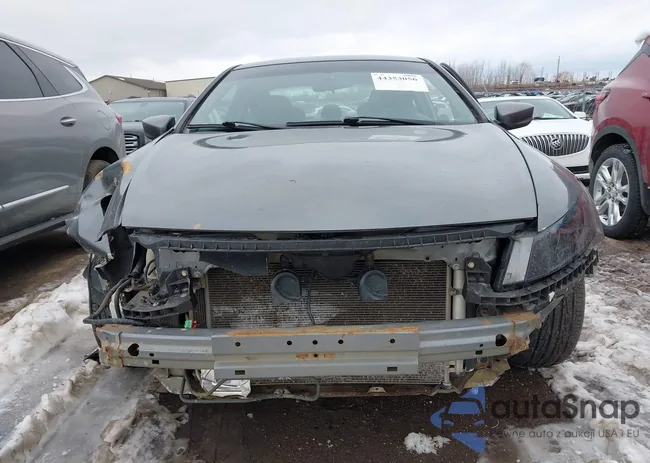 1HGCS1B86AA010108: 44353056