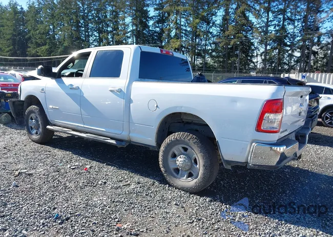 3C6UR5DLXMG628469: 44353074