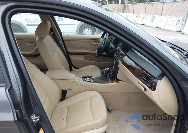 WBAVB13576KR65882: 44353101