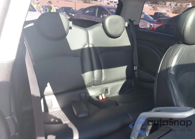 WMWMF33587TL78114: 44353136