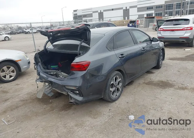 3KPF24AD6ME289119: 44353165