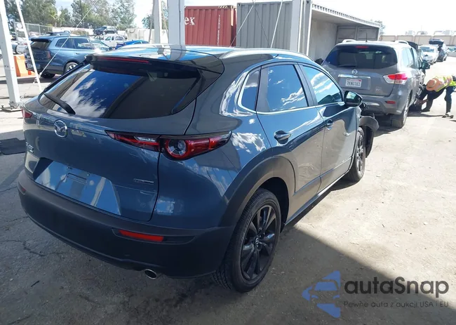 3MVDMBCM3RM619393: 44353335