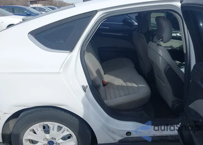 3FA6P0G74DR328574: 44353365