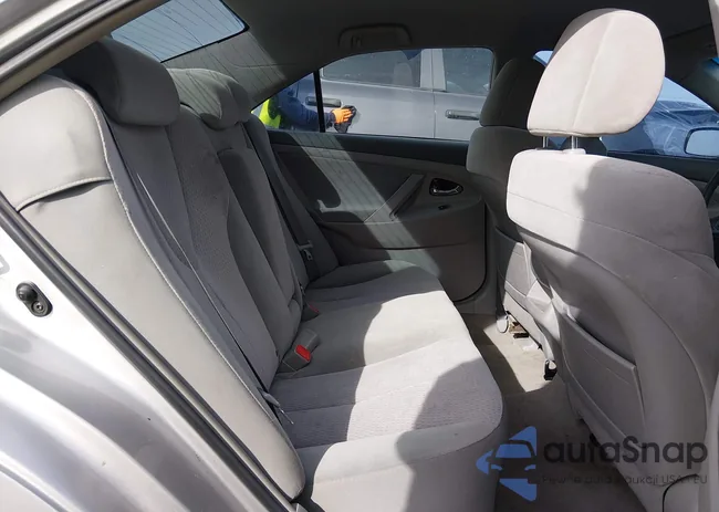 4T1BF3EK8AU536736: 44353397