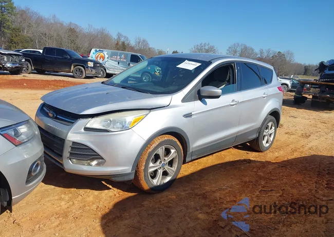 1FMCU0G98EUA46323: 44353405