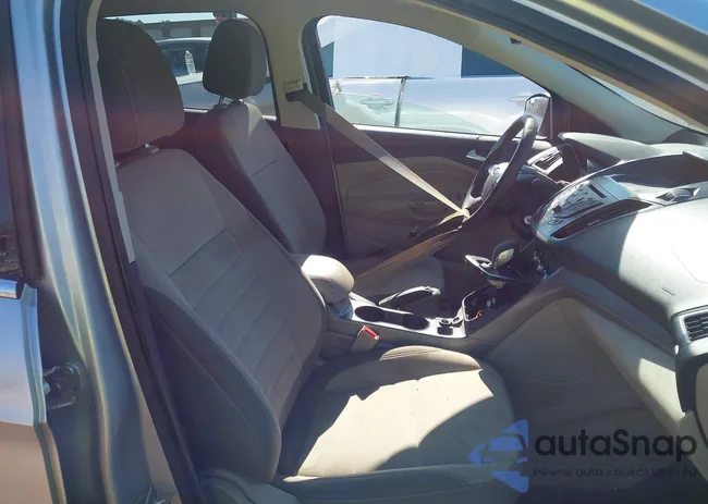 1FMCU0G98EUA46323: 44353405