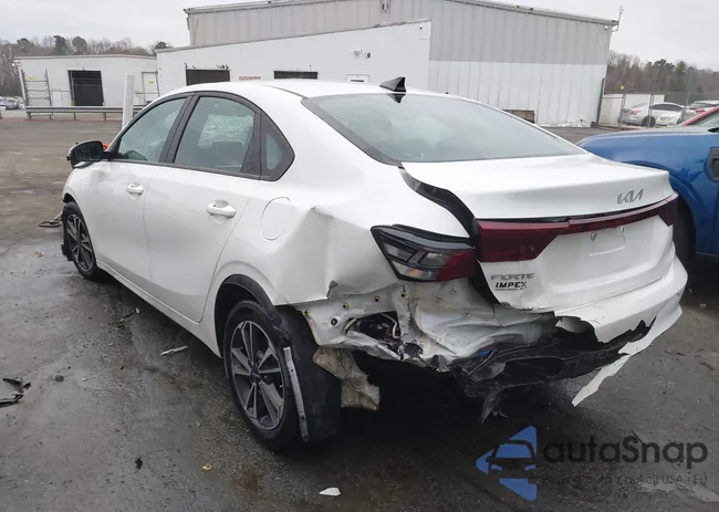 3KPF24AD5RE728849: 44353502