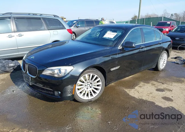 WBAKC6C56CC395943: 44352548