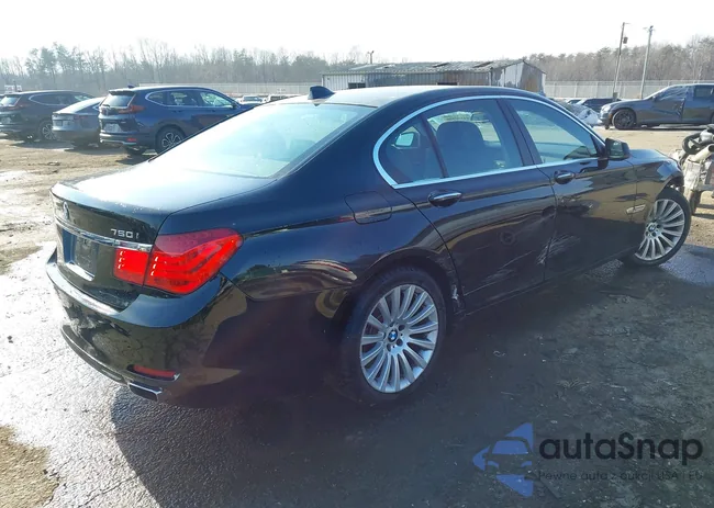 WBAKC6C56CC395943: 44352548