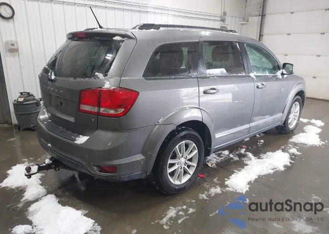 3C4PDCBB0DT502275: 44352553