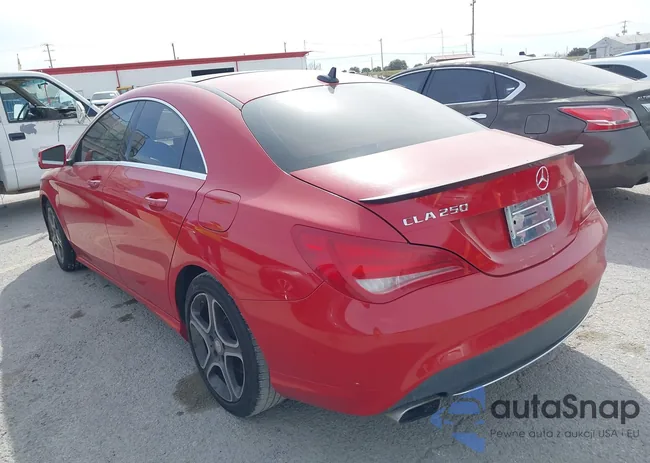 WDDSJ4EB4EN027841: 44352572