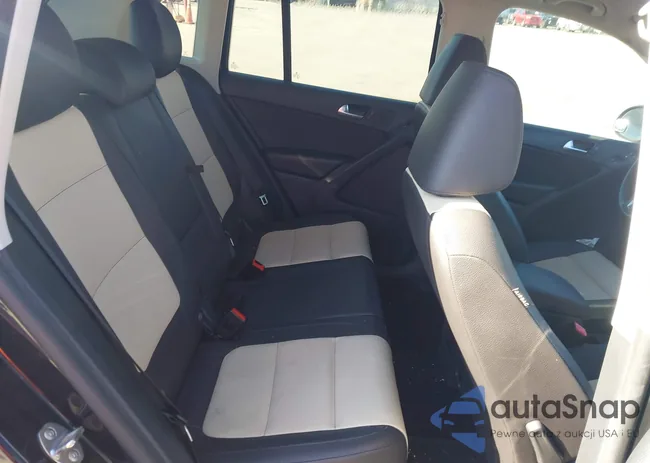 WVGAV7AX9HK023735: 44352696