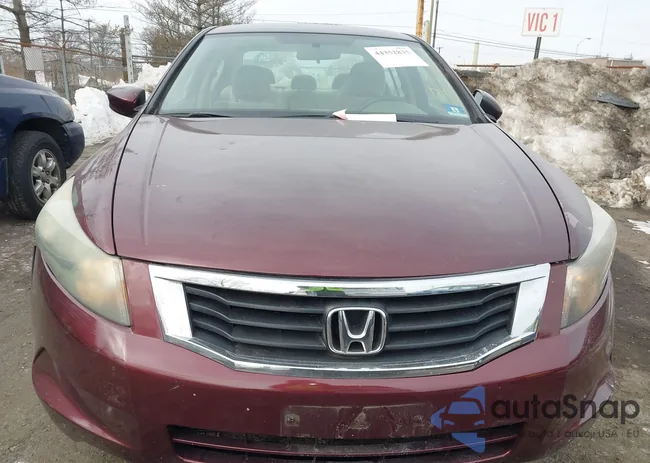 1HGCP2F36AA119674: 44352835