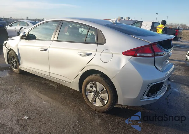 KMHC65LCXKU113914: 44352866