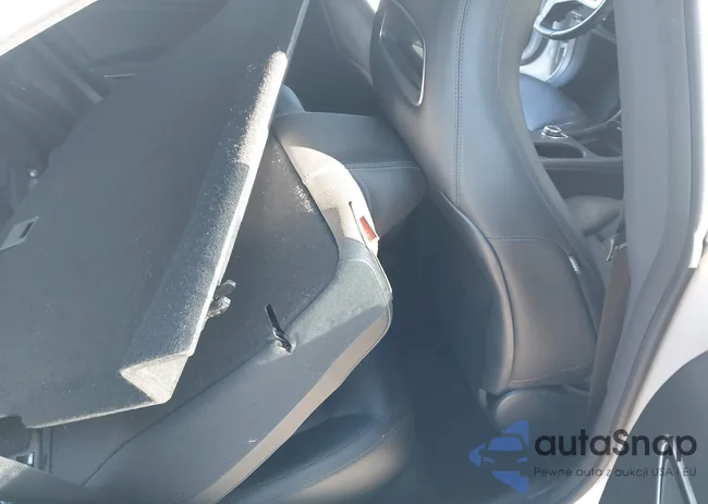 WDDSJ4EB6EN017361: 44353963