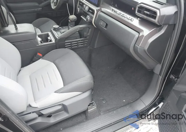 3TMLB5JN1RM079882: 44354026