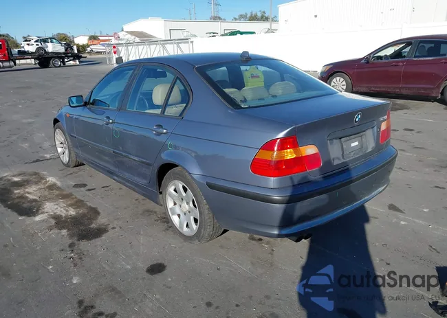 WBAET37444NJ84016: 44354115