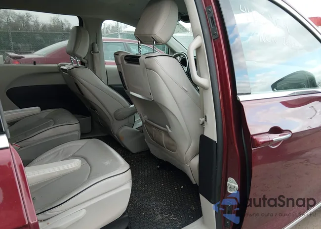 2C4RC1N73JR237647: 44354124