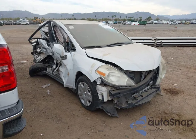 3N1BC1AP2BL444152: 44354152