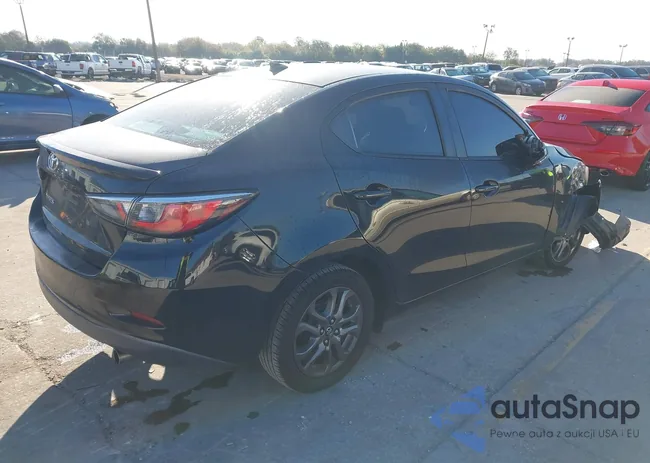 3MYDLBYV9KY509566: 44354184