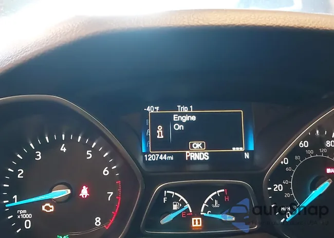 1FADP3N26JL232813: 44354277