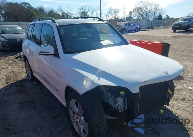 WDCGG8JB5EG331271: 44354370