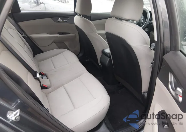 3KPF24AD7ME381453: 44354460