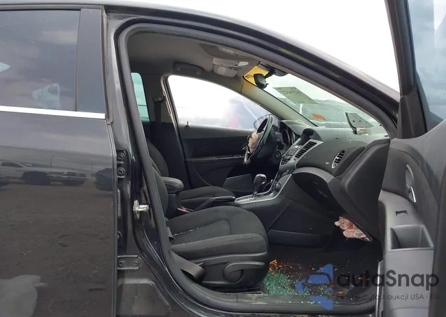 1G1PF5S98B7137681: 44354522