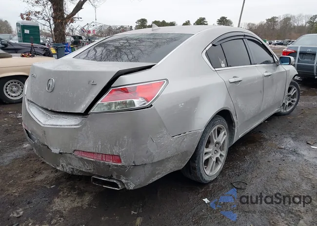 19UUA86219A024189: 44353579