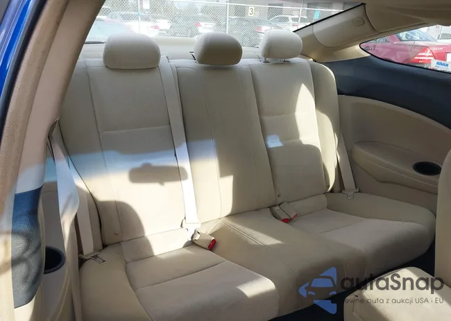 1HGCS123X9A014887: 44353646