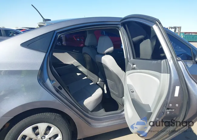 KMHCT4AE3HU244716: 44353651