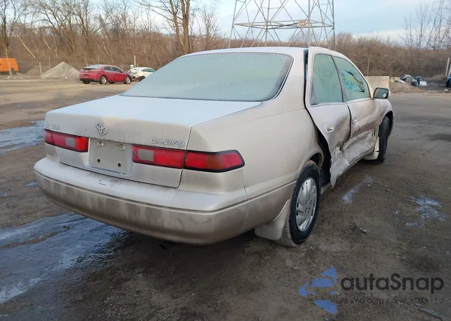 4T1BG22K8WU857016: 44353733