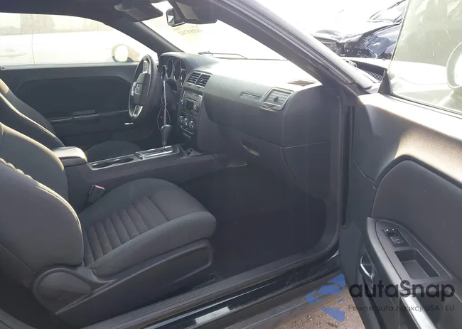 2C3CDYAG0DH511743: 44353742