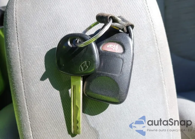 KMHCT4AE2GU116367: 44353752