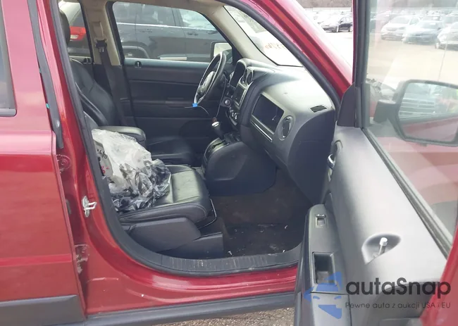 1C4NJPFA8GD507534: 44353766